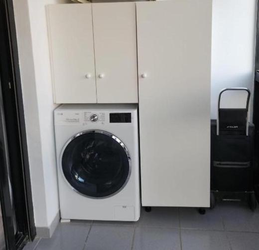Moderno Apartamento Colon Con Vistas Al Mar กัลเป ภายนอก รูปภาพ